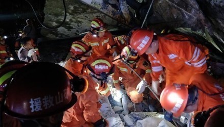 液體硅膠廠家心系地震災(zāi)區(qū)，祈禱平安